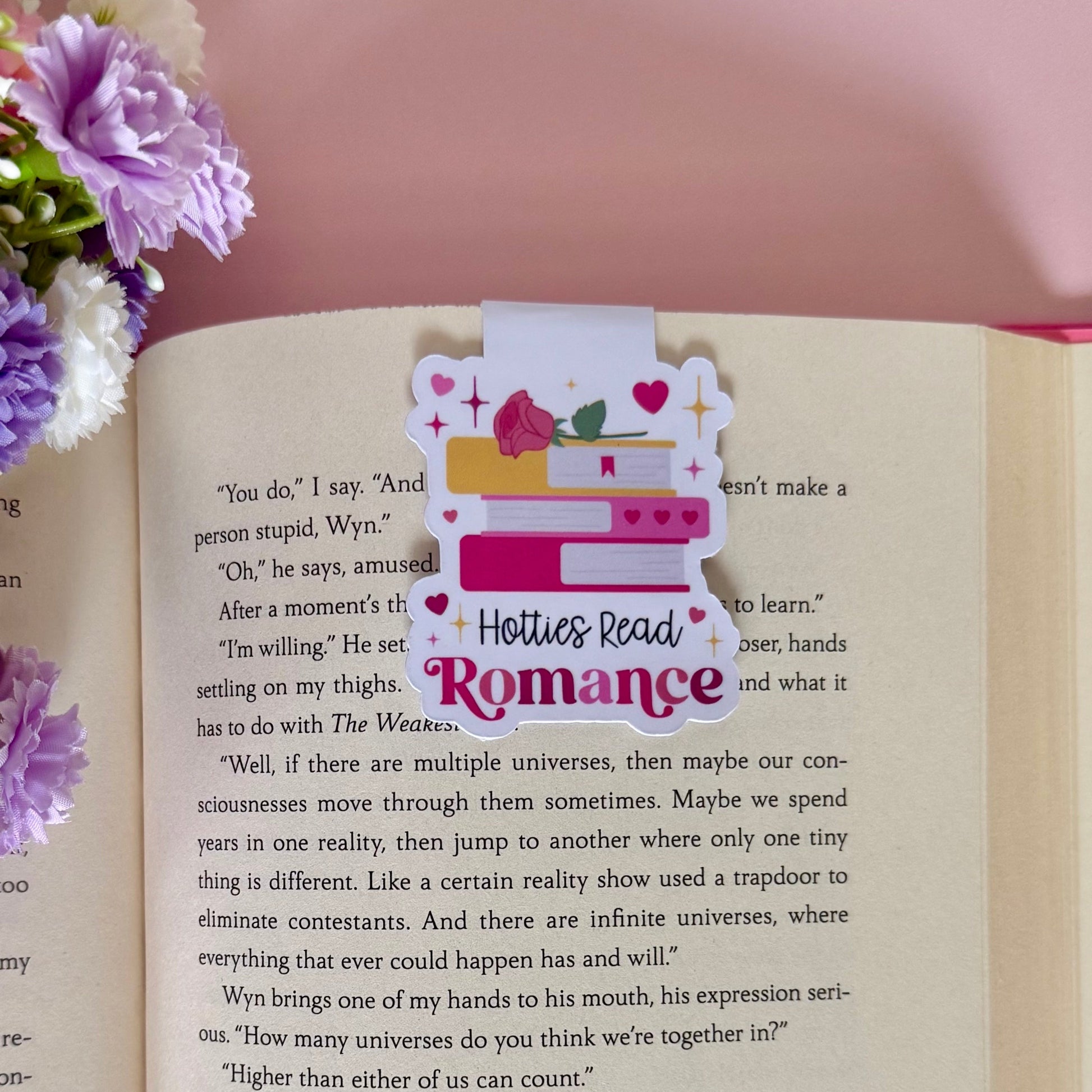 Hotties Read Romance Magnetic Bookmark - Art By Taura